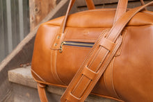 Load image into Gallery viewer, Claridge Leather Weekender Bag (PDF Pattern)
