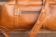 Load image into Gallery viewer, Claridge Leather Weekender Bag (PDF Pattern)

