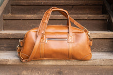 Load image into Gallery viewer, Claridge Leather Weekender Bag (PDF Pattern)
