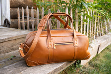 Load image into Gallery viewer, Claridge Leather Weekender Bag (PDF Pattern)
